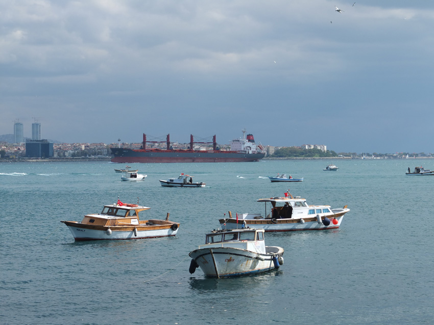 Istambul - va et viens sur la mer de Marmara